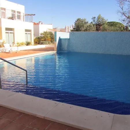 Apartment Beach 2 Bedroom Ground Floor Lac