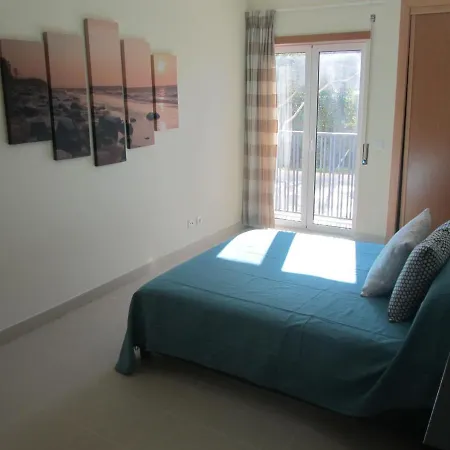 Apartment Beach 2 Bedroom Ground Floor Lac