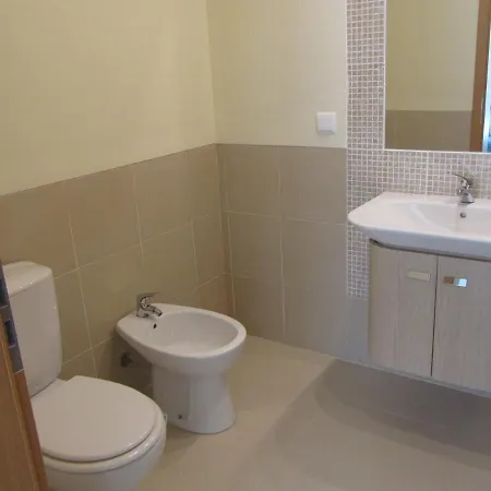 Apartment Beach 2 Bedroom Ground Floor Lac *